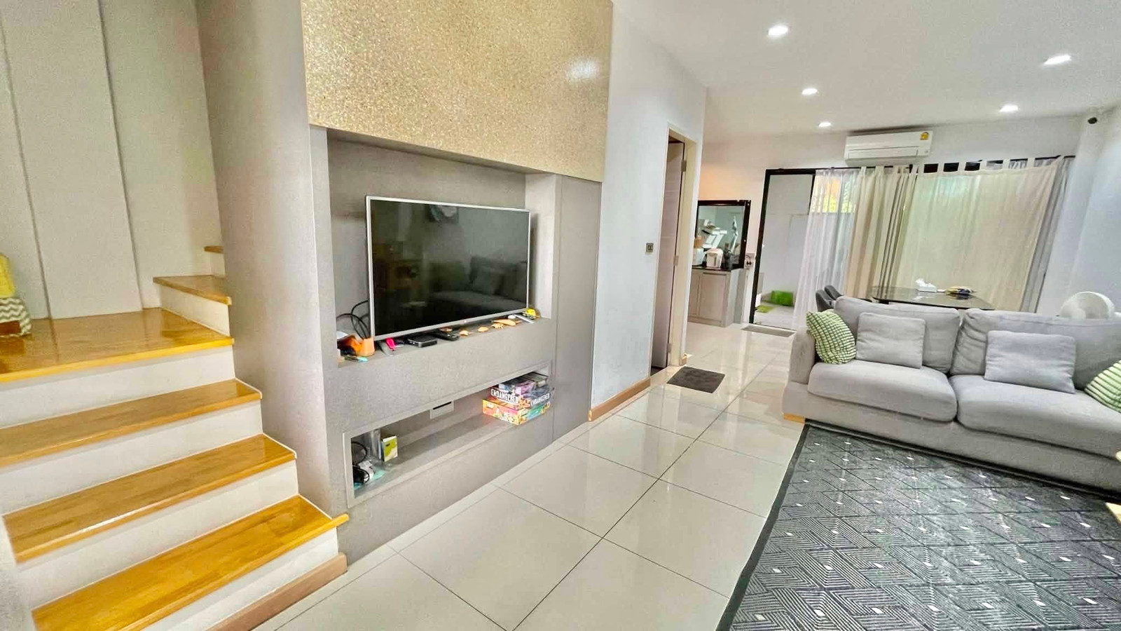 เฮ้าส์ นิช แจ้งวัฒนะ / 3 ห้องนอน (ขายพร้อมผู้เช่า), Haus Niche Chaengwattana / 3 Bedrooms (SALE WITH TENANT) BNS243