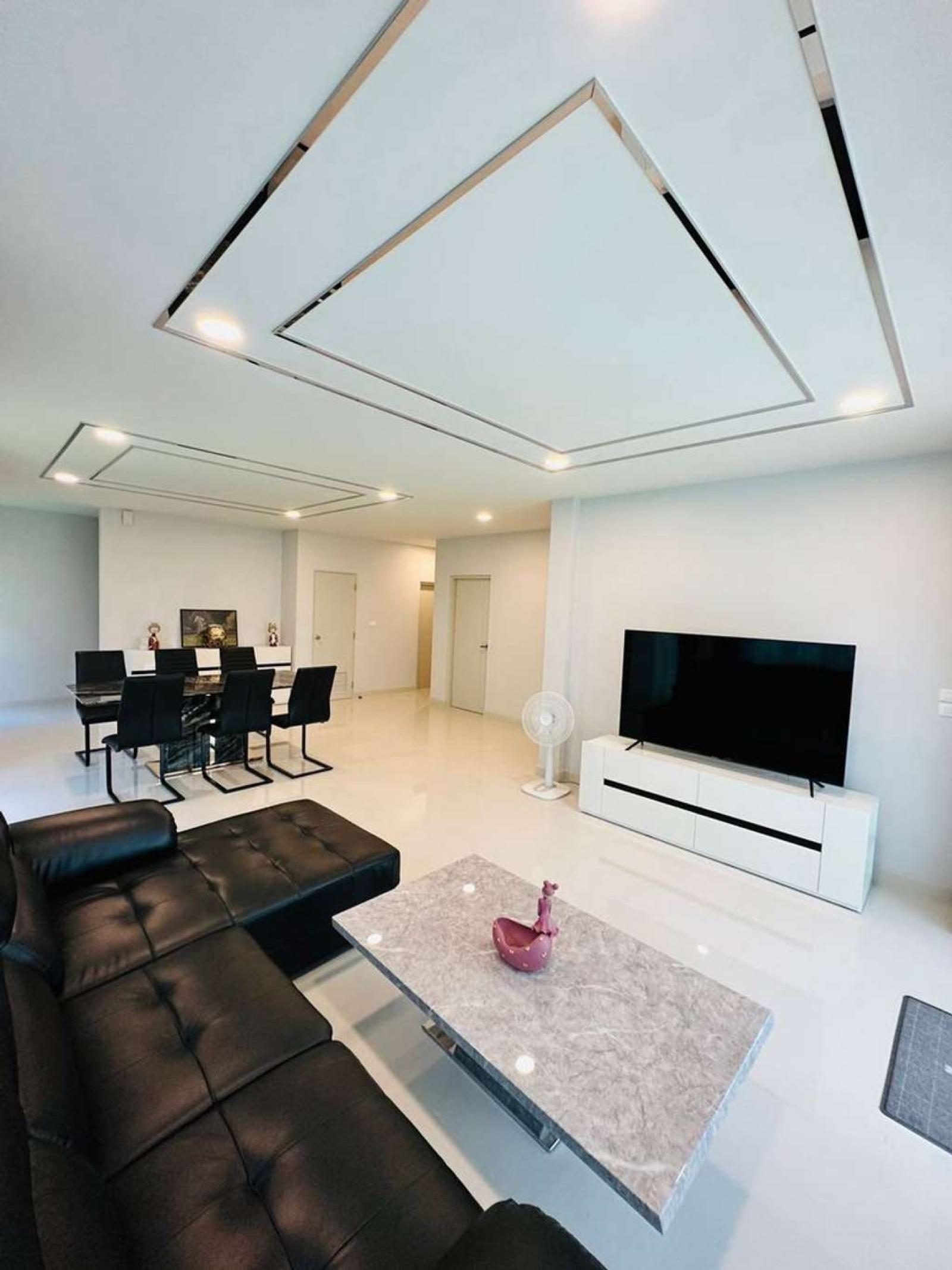 เซนโทร บางนา / 4 ห้องนอน (ขาย), Centro Bangna / 4 Bedrooms (FOR SALE) DA255