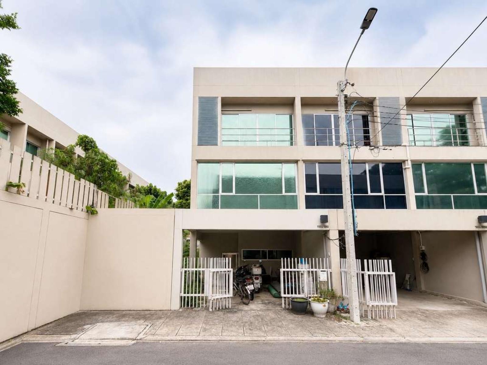 โนเบิล คิวบ์ พัฒนาการ / 3 ห้องนอน (ขาย), Noble Cube Patanakarn / 3 Bedrooms (FOR SALE) PALM906