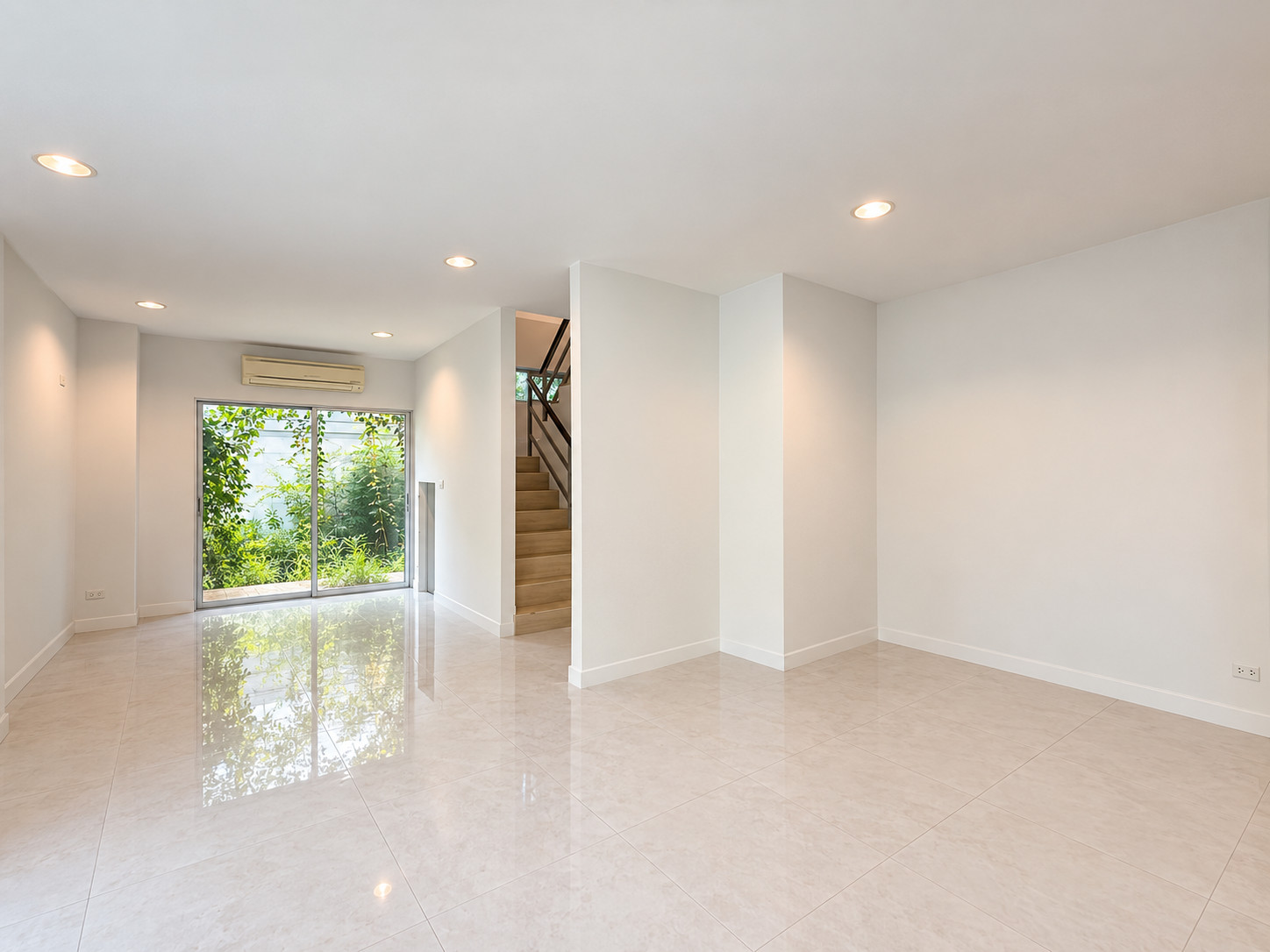 โนเบิล คิวบ์ พัฒนาการ / 3 ห้องนอน (ขาย), Noble Cube Patanakarn / 3 Bedrooms (FOR SALE) PALM906