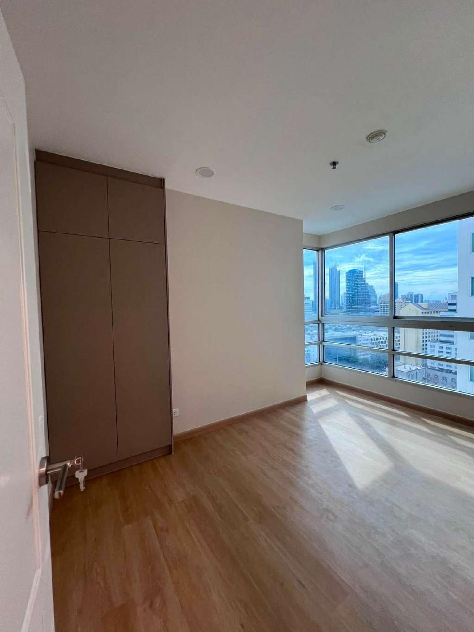 Sathorn House / 2 Bedrooms (FOR SALE), สาธรเฮ้าส์ / 2 ห้องนอน (ขาย) FAHH052