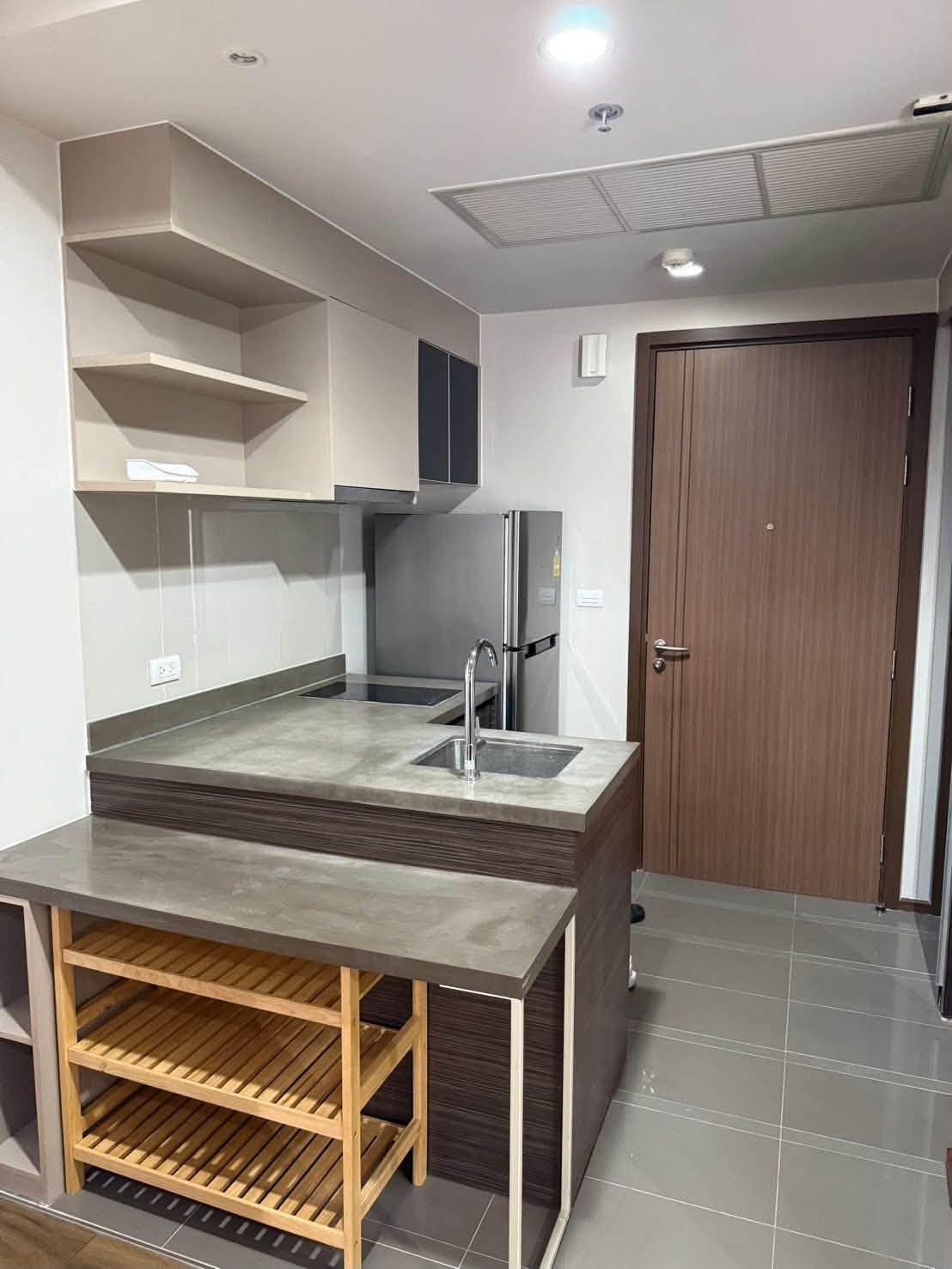 Onyx Phahonyothin / 1 Bedroom (SALE WITH TENANT), ออนิกซ์ พหลโยธิน / 1 ห้องนอน (ขายพร้อมผู้เช่า) LPIN084