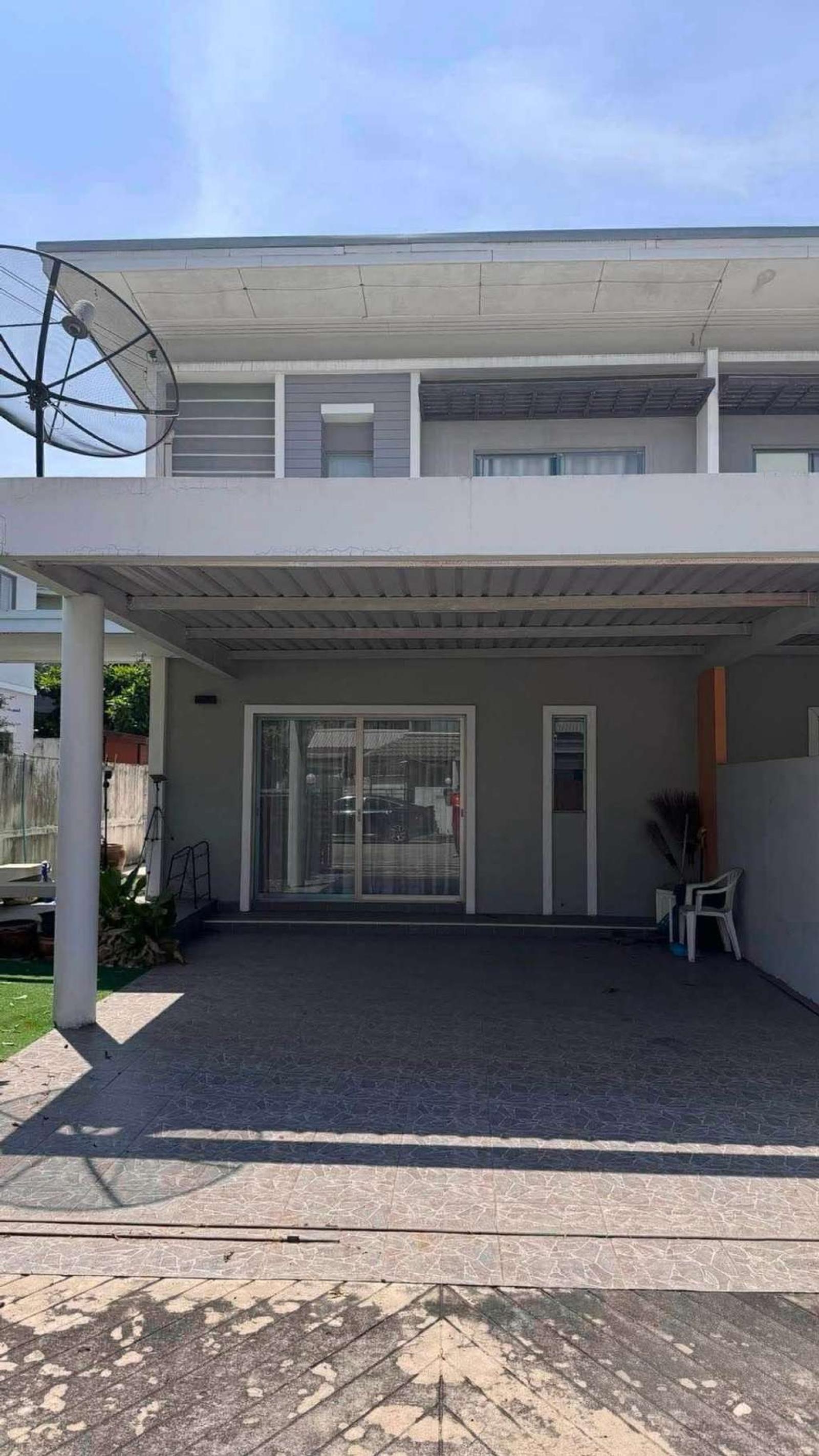 หมู่บ้านไลฟ ซอย12 ต.บ้านสวน อ.เมือง จ.ชลบุรี / 3 ห้องนอน (ขาย), Life Village, Soi 12 Ban Suan Subdistrict Mueang District Chonburi Province / 3 Bedrooms (FOR SALE) NANN026