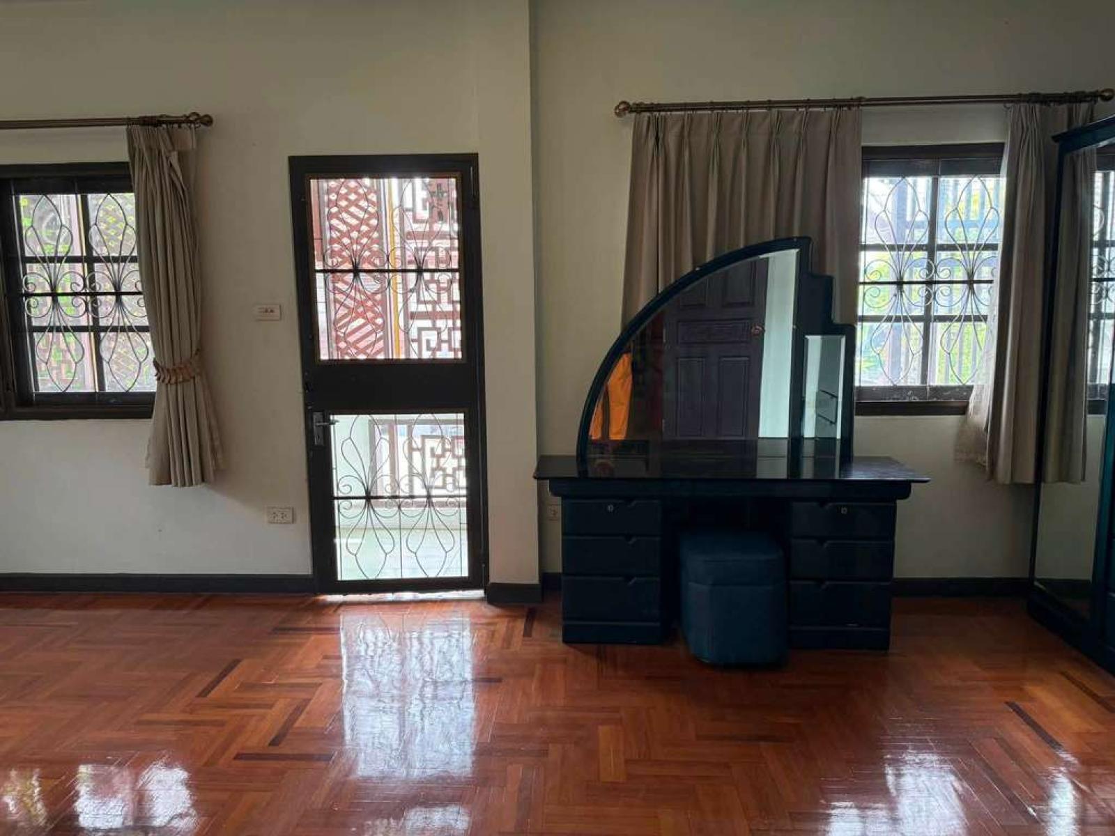 เกศรี 2 ซอยรามคำแหง 124 กรุงเทพฯ / 4 ห้องนอน (ขาย), Baan Kesri 2, Soi Ramkhamhaeng 124 / 4 Bedrooms (FOR SALE) GRET004