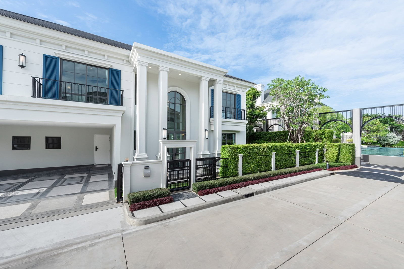 เศรษฐสิริ บางนา กม.10 / 5 ห้องนอน (ขาย), Setthasiri Bangna KM.10 / 5 Bedrooms (FOR SALE) DA205