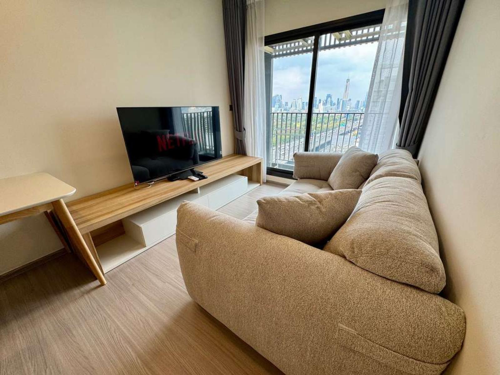 Life Asoke Hype / 1 Bedroom (SALE WITH TENANT), ไลฟ์ อโศก ไฮป์ / 1 ห้องนอน (ขายพร้อมผู้เช่า) PEII214
