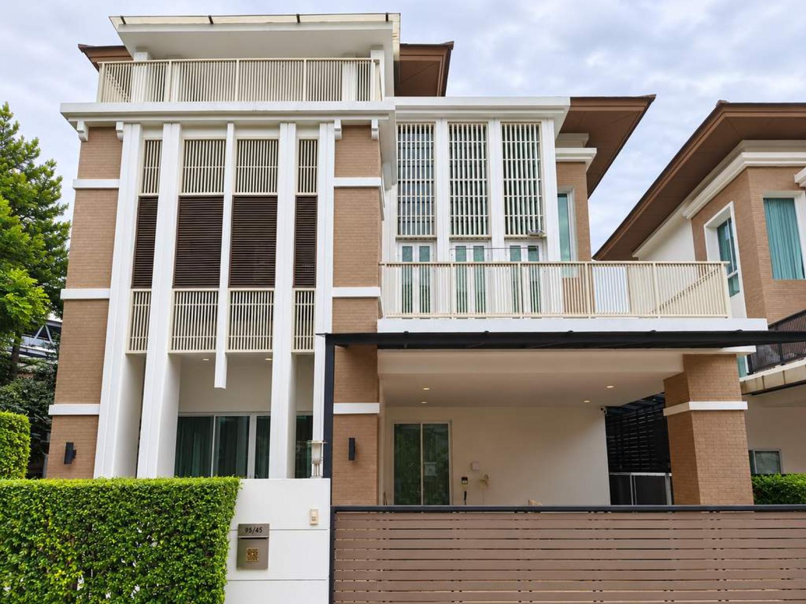 บ้านกลางกรุง เดอะ ไนซ์ รัชวิภา / 3 ห้องนอน (ขาย), Baan Klang Krung The Nice Ratchavipha / 3 Bedrooms (FOR SALE) PALR017