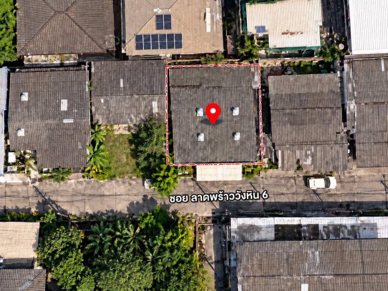 ที่ดินพร้อมสิ่งปลูกสร้าง ลาดพร้าว วังหิน ซอย 6 / 50 ตร.วา (ขาย), Land with buildings, Ladprao Wanghin Soi 6. / 50 Square Wa (FOR SALE) PALR038