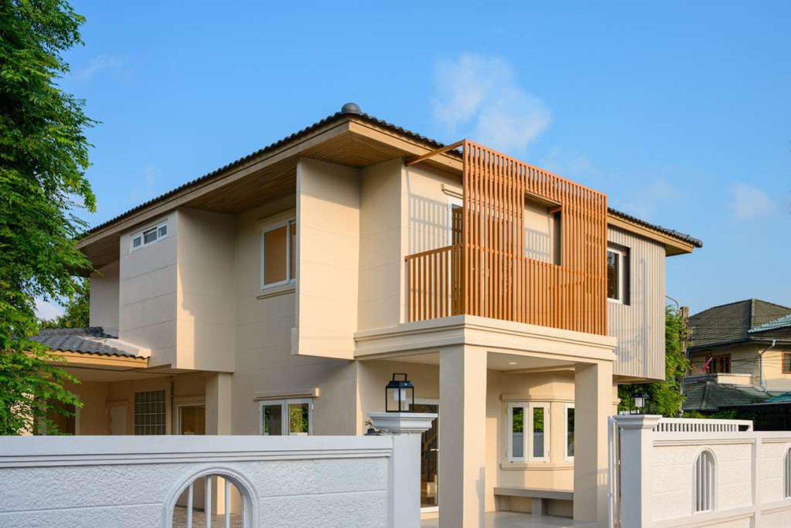 บ้านเดี่ยวรีโนเวท หมู่บ้าน ทองสถิตย์วิลล่า รามอินทรา 34 / 4 ห้องนอน (ขาย), Renovated detached house in Thong Sathit Villa, Ramintra 34. / 4 Bedrooms (FOR SALE) PALR036