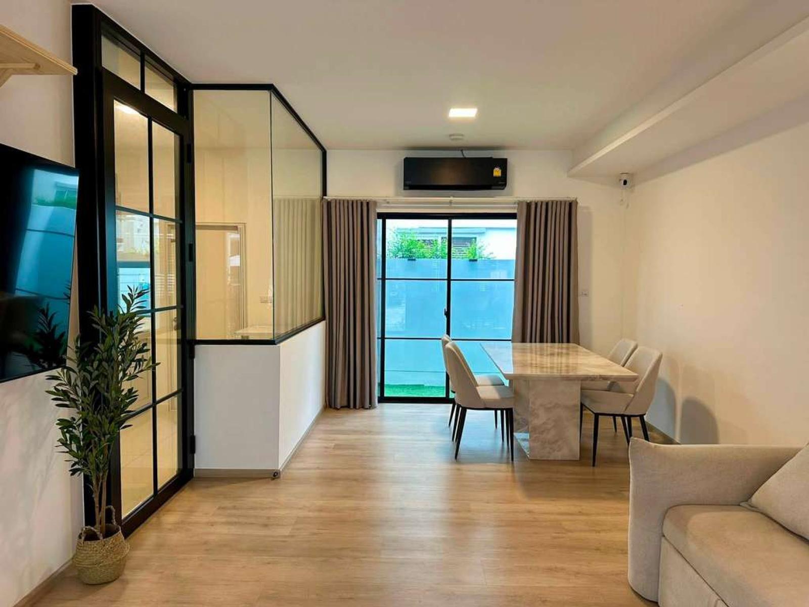 วิลลาจจิโอ 3 ศรีนครินทร์ - บางนา / 3 ห้องนอน (ให้เช่า), Villaggio 3 Srinakarin - Bangna / 3 Bedrooms (FOR RENT) DA272