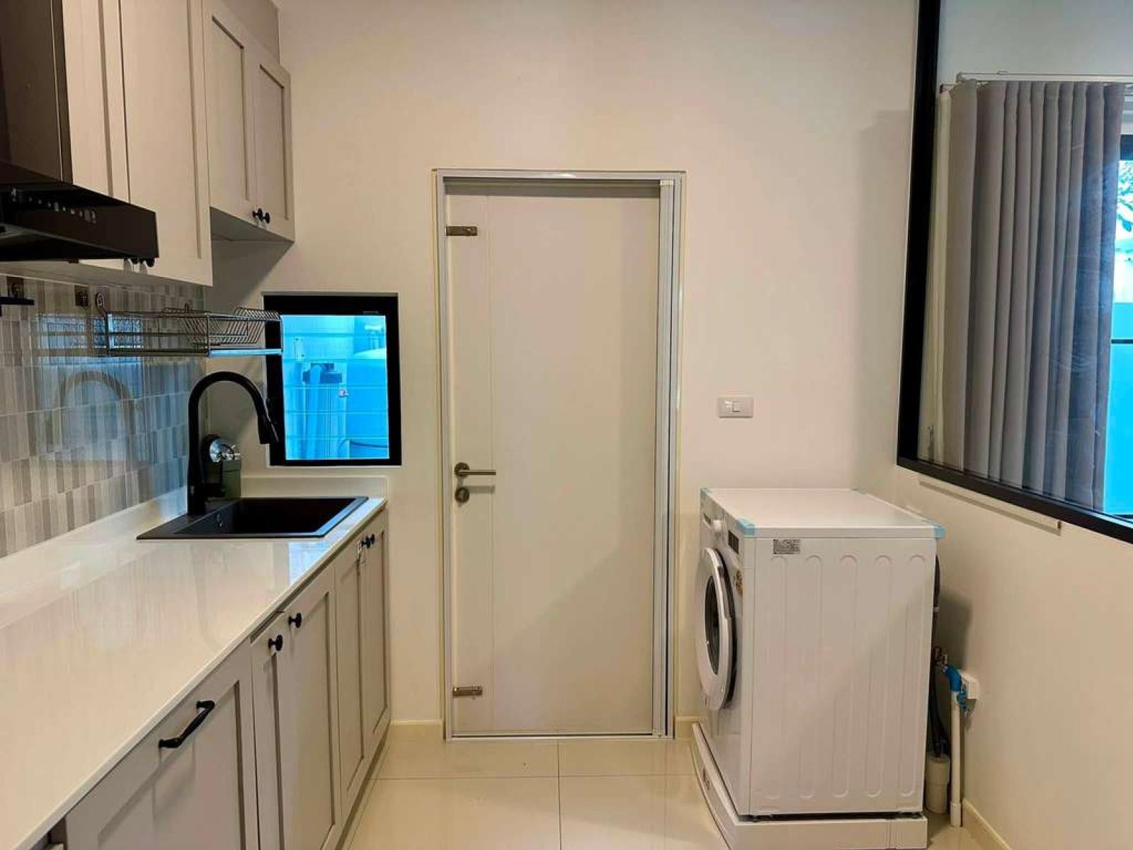 วิลลาจจิโอ 3 ศรีนครินทร์ - บางนา / 3 ห้องนอน (ให้เช่า), Villaggio 3 Srinakarin - Bangna / 3 Bedrooms (FOR RENT) DA272