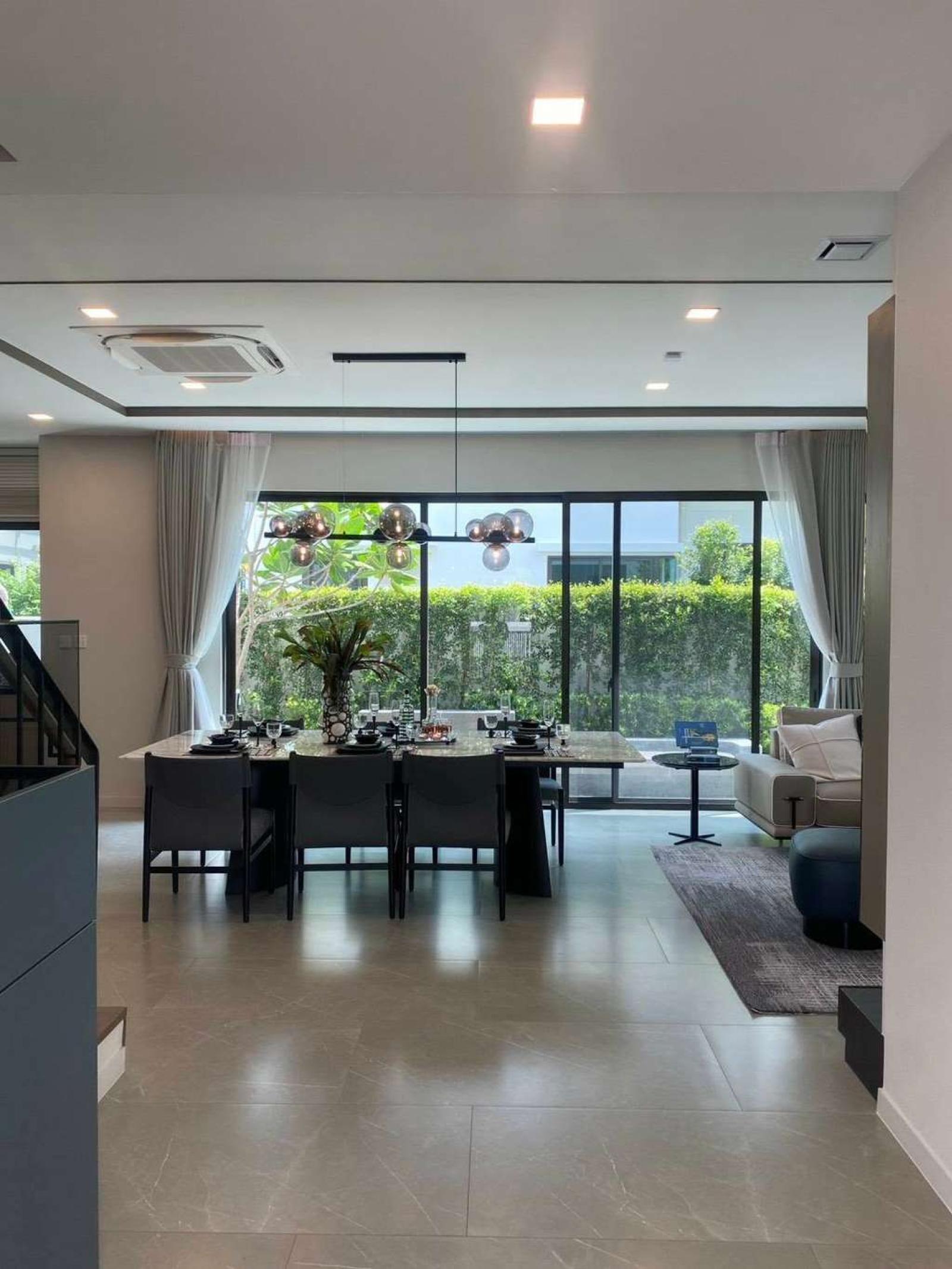 มัณฑนา บางนา กม.15 / 4 ห้องนอน (ขาย), MANTANA Bangna km 15 / 4 Bedrooms (FOR SALE) DA281