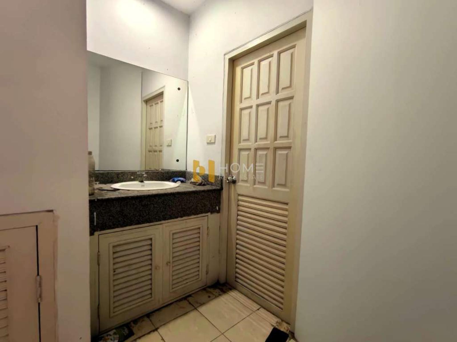 รื่นฤดี รามคำแหง180 / 4 ห้องนอน (ขายพร้อมผู้เช่า), Ruenrudee Ramkhamhaeng 180 / 4 Bedrooms (SALE WITH TENANT) GRET051
