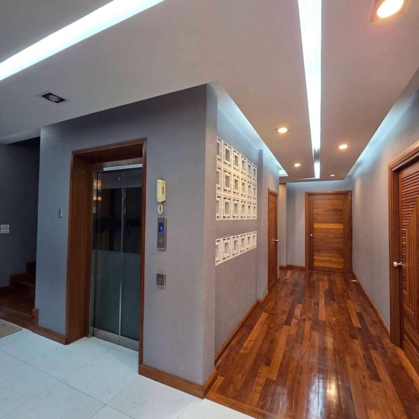 บ้านเดี่ยว ซอยปุณณวิถี 27 / 9 ห้องนอน (ขาย), Detached house, Soi Punnavithi 27 / 9 Bedrooms (FOR SALE) GNG335