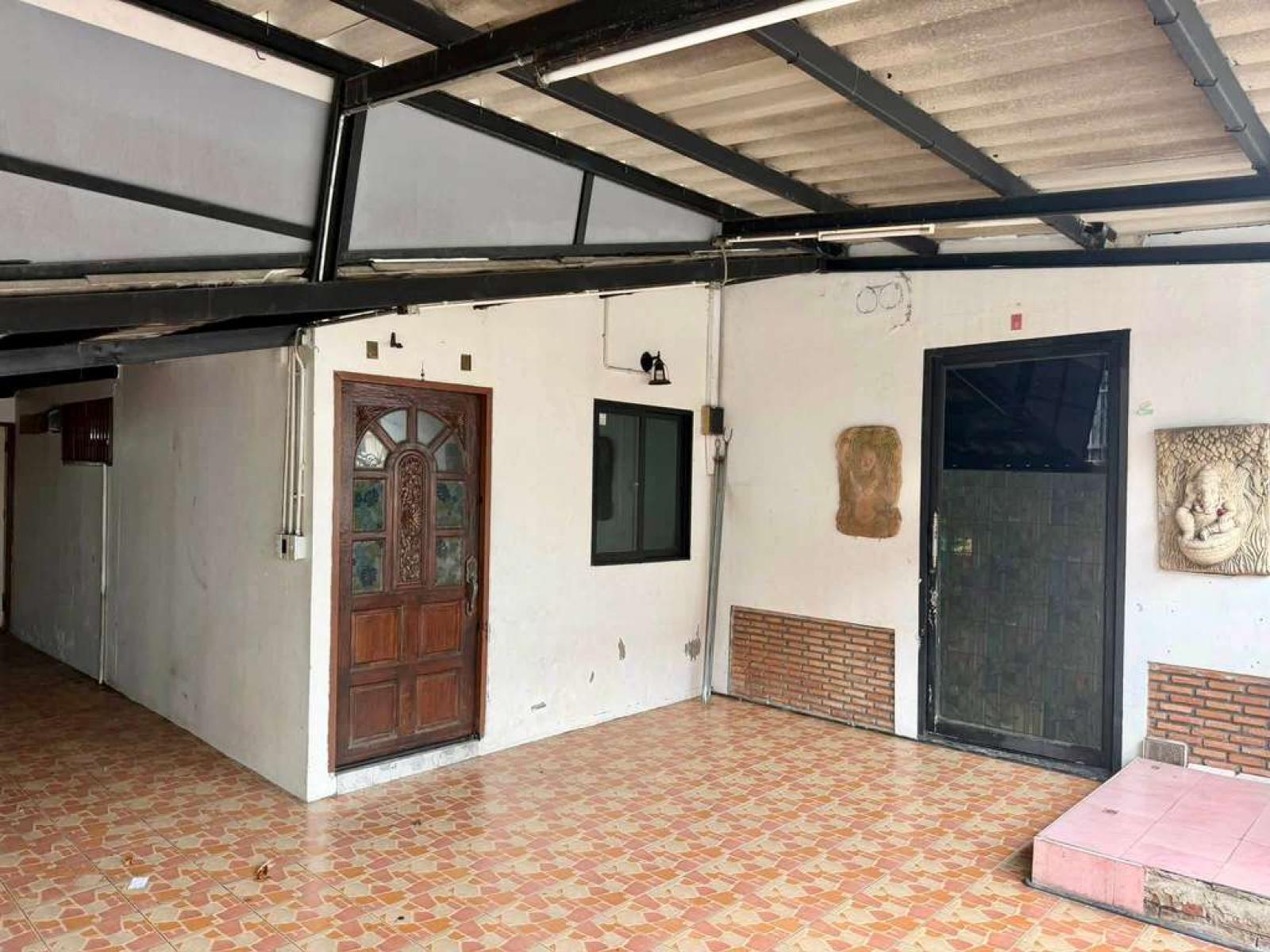 บ้านเดี่ยว ซอยวชิรธรรม 57 / 5 ห้องนอน (ขาย), Detached house, Soi Wachiratham 57 / 5 Bedrooms (FOR SALE) GNG323