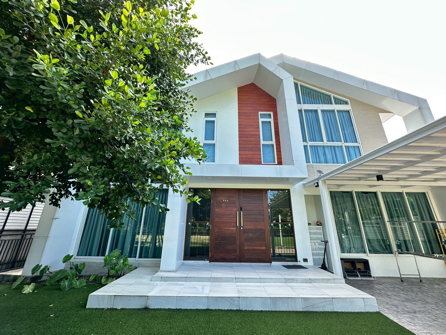 มัณฑนา ปิ่นเกล้า พระราม 5 / 4 ห้องนอน (ขาย), Manthana Pinklao Rama 5 / 4 Bedrooms (FOR SALE) BNS286