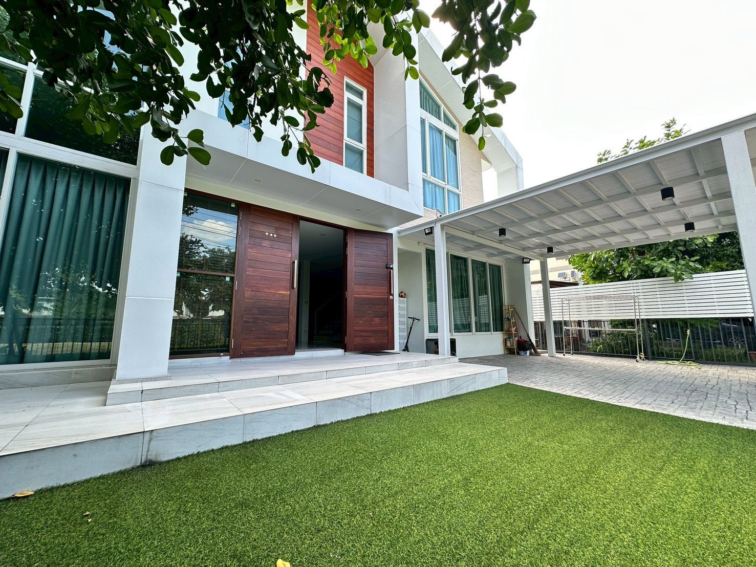 มัณฑนา ปิ่นเกล้า พระราม 5 / 4 ห้องนอน (ขาย), Manthana Pinklao Rama 5 / 4 Bedrooms (FOR SALE) BNS286