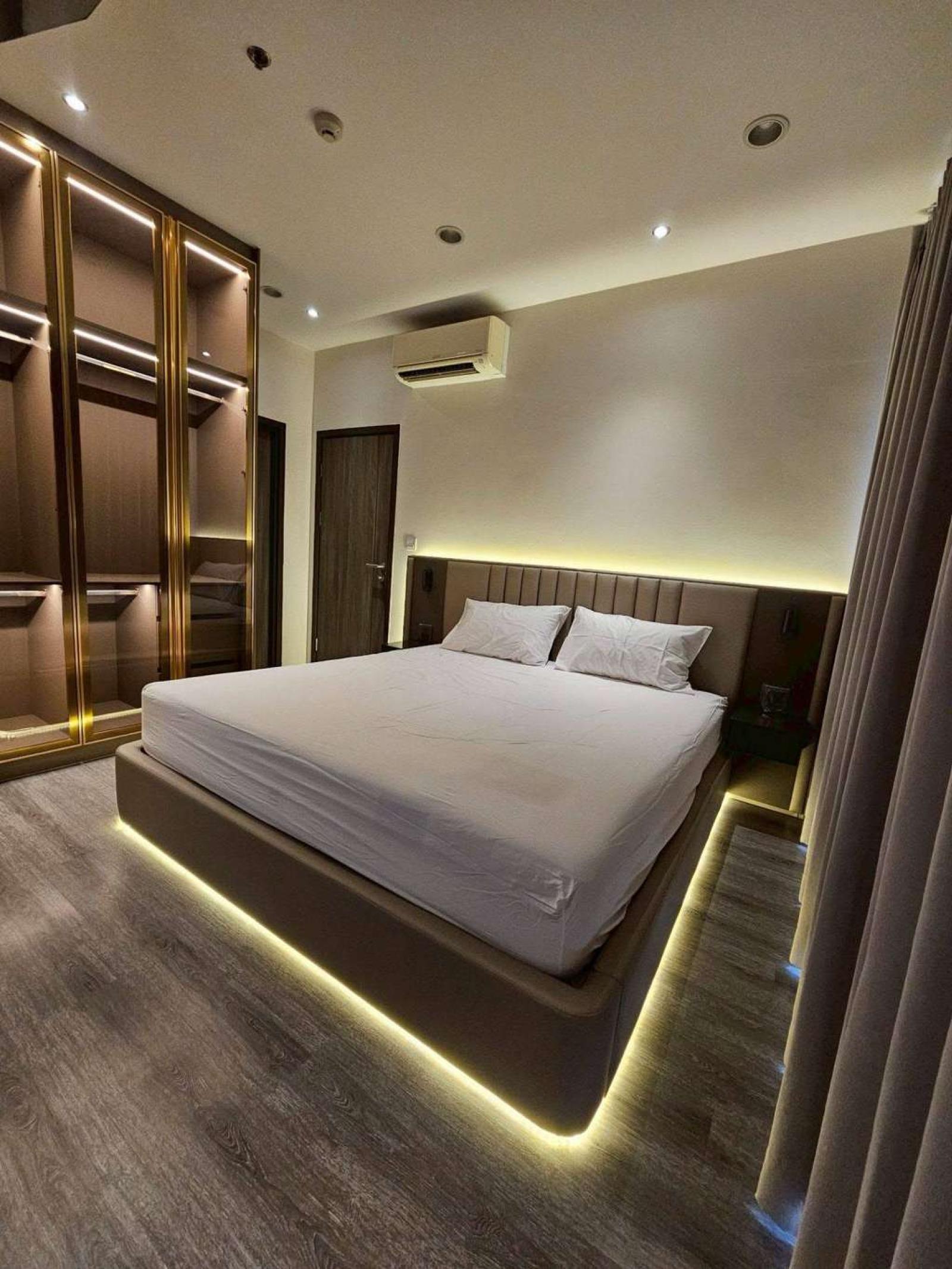 Ideo Mobi Asoke / 2 Bedrooms (SALE WITH TENANT), ไอดีโอ โมบิ อโศก / 2 ห้องนอน (ขายพร้อมผู้เช่า) FON372