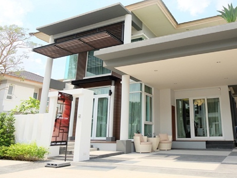 เดอะ-แกลลอรี่-เฮ้าส์-เลเยอร์